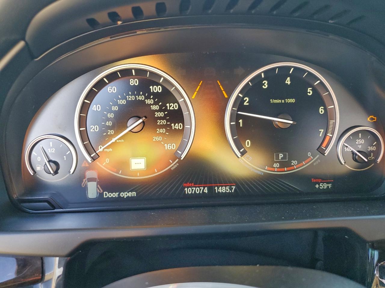 2016 BMW X5 XDRIVE50I photo 9