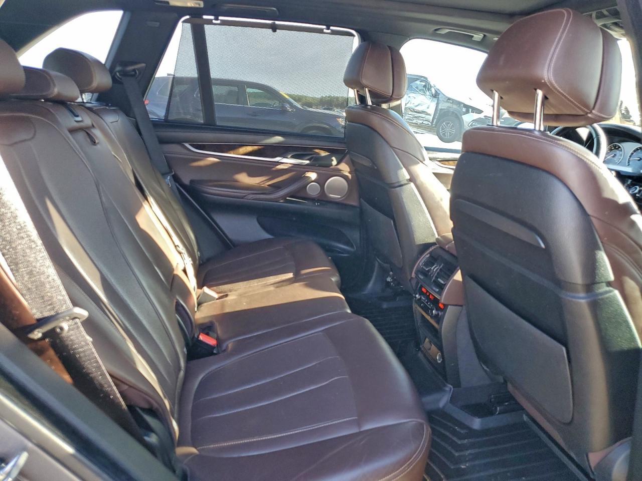 2016 BMW X5 XDRIVE50I photo 11