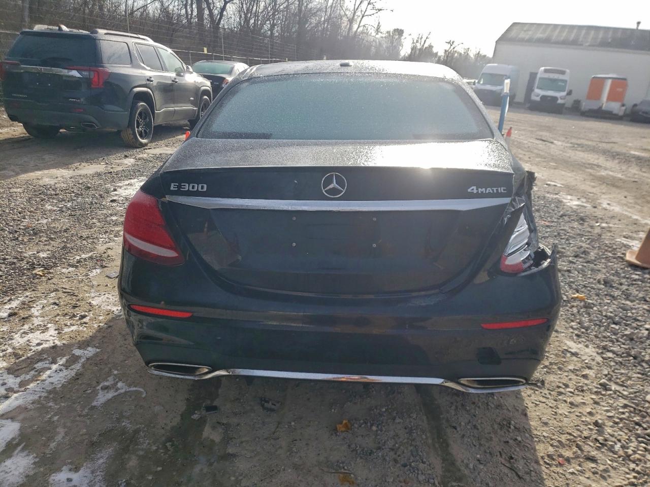 2017 MERCEDES-BENZ E 300 4MATIC photo 11