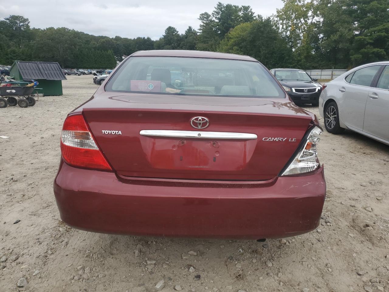 2004 TOYOTA CAMRY LE photo 6