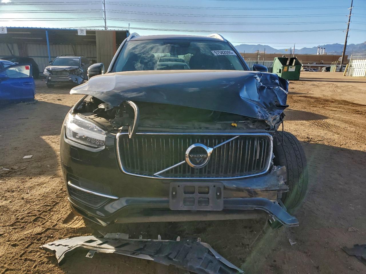 2017 VOLVO XC90 T6 photo 5
