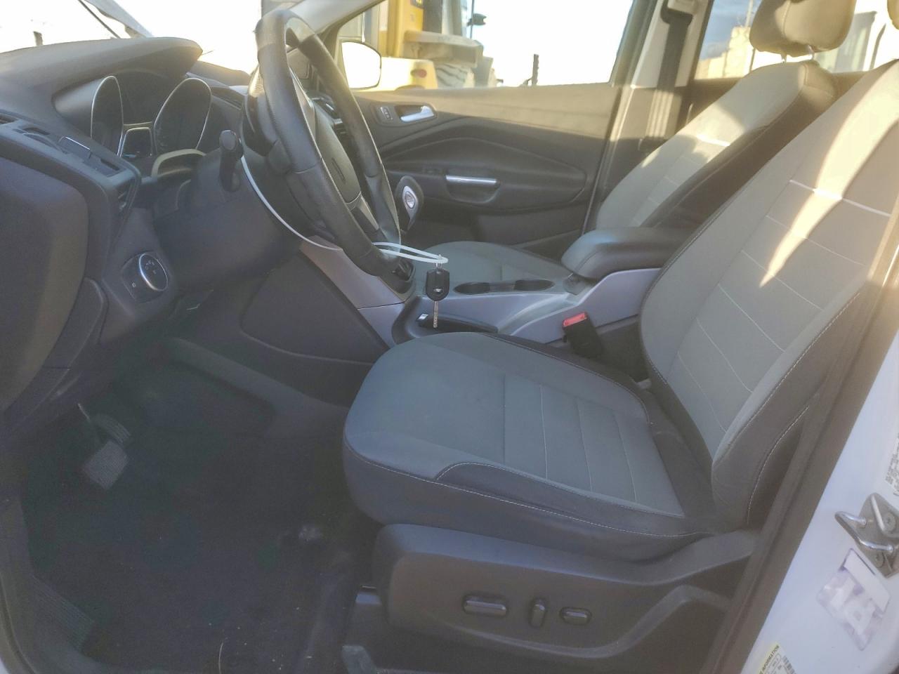 2015 FORD ESCAPE SE photo 7