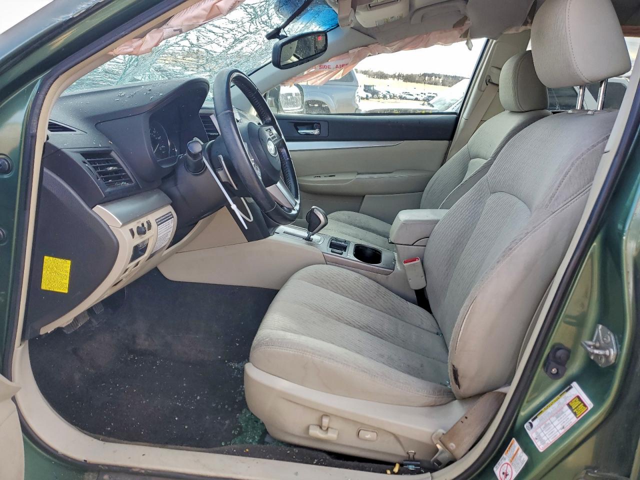 2011 SUBARU OUTBACK photo 7