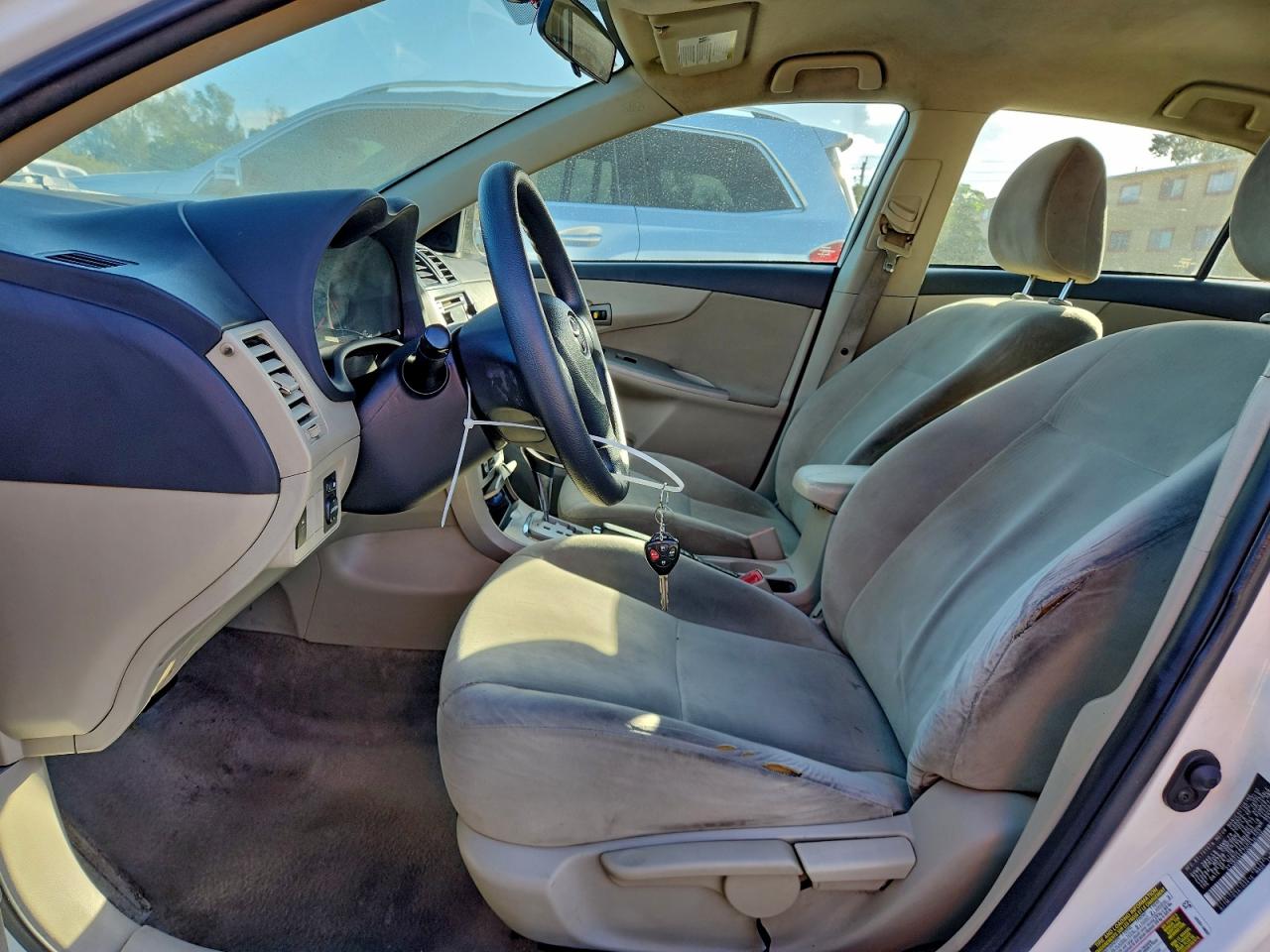 2013 TOYOTA COROLLA BASE photo 7
