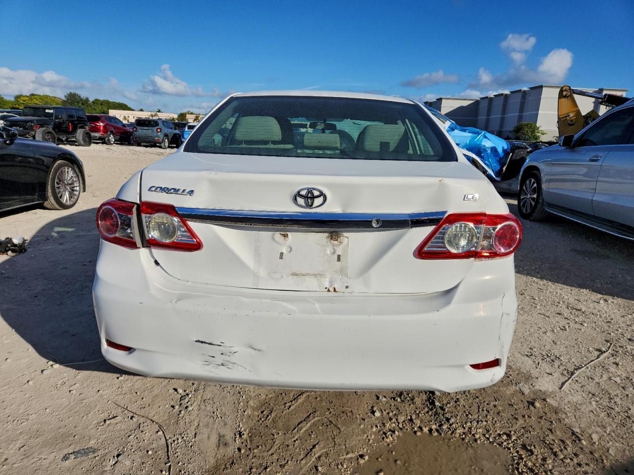2013 TOYOTA COROLLA BASE photo 6