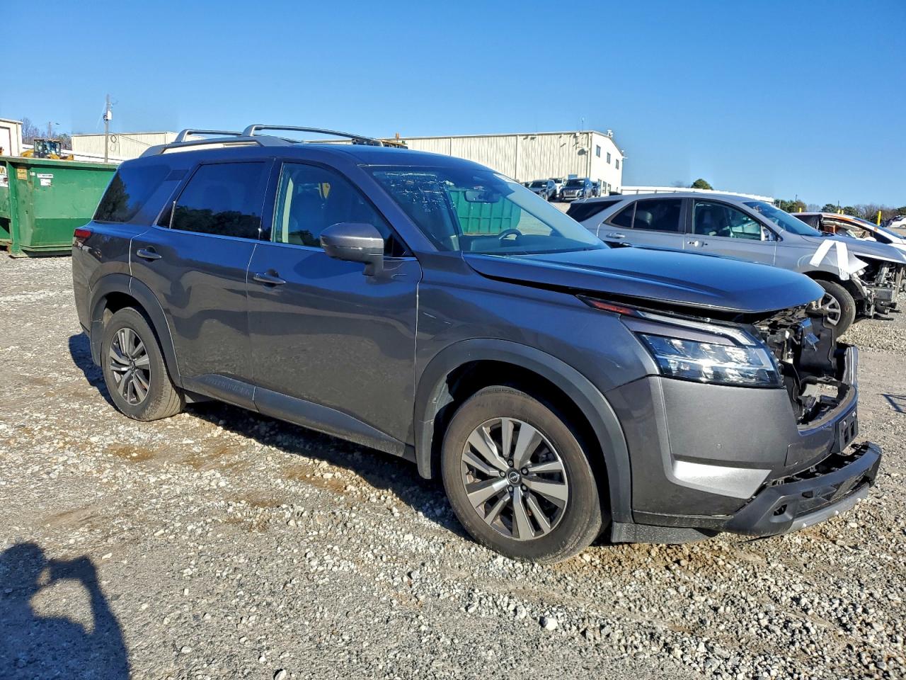 2023 NISSAN PATHFINDER SL photo 4