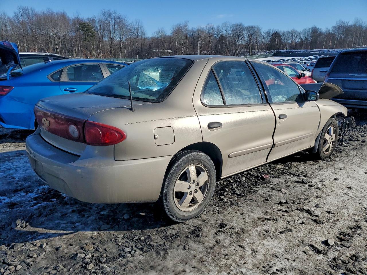 2004 CHEVROLET CAVALIER LS photo 3