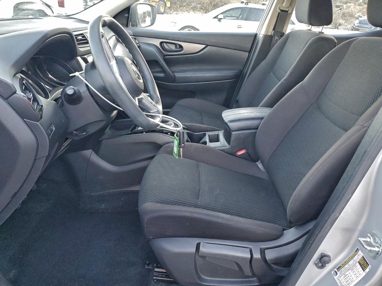 2020 NISSAN ROGUE SPORT S photo 7