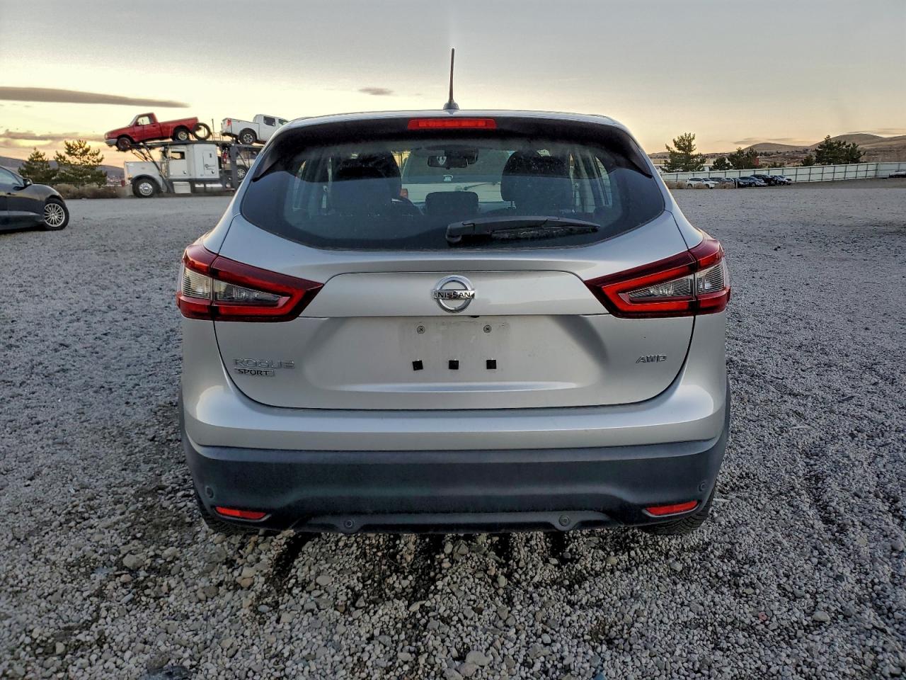 2020 NISSAN ROGUE SPORT S photo 6