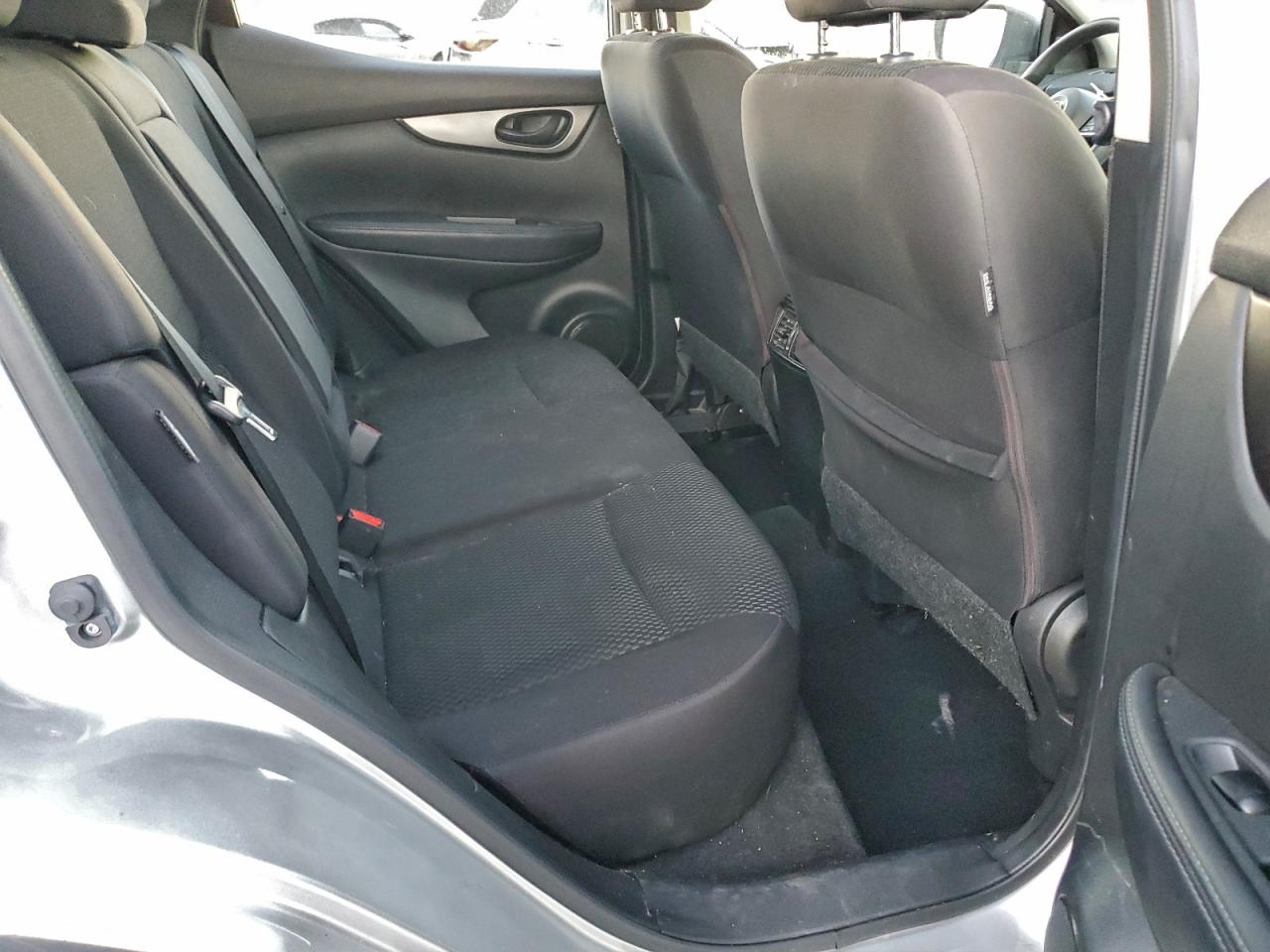 2020 NISSAN ROGUE SPORT S photo 11