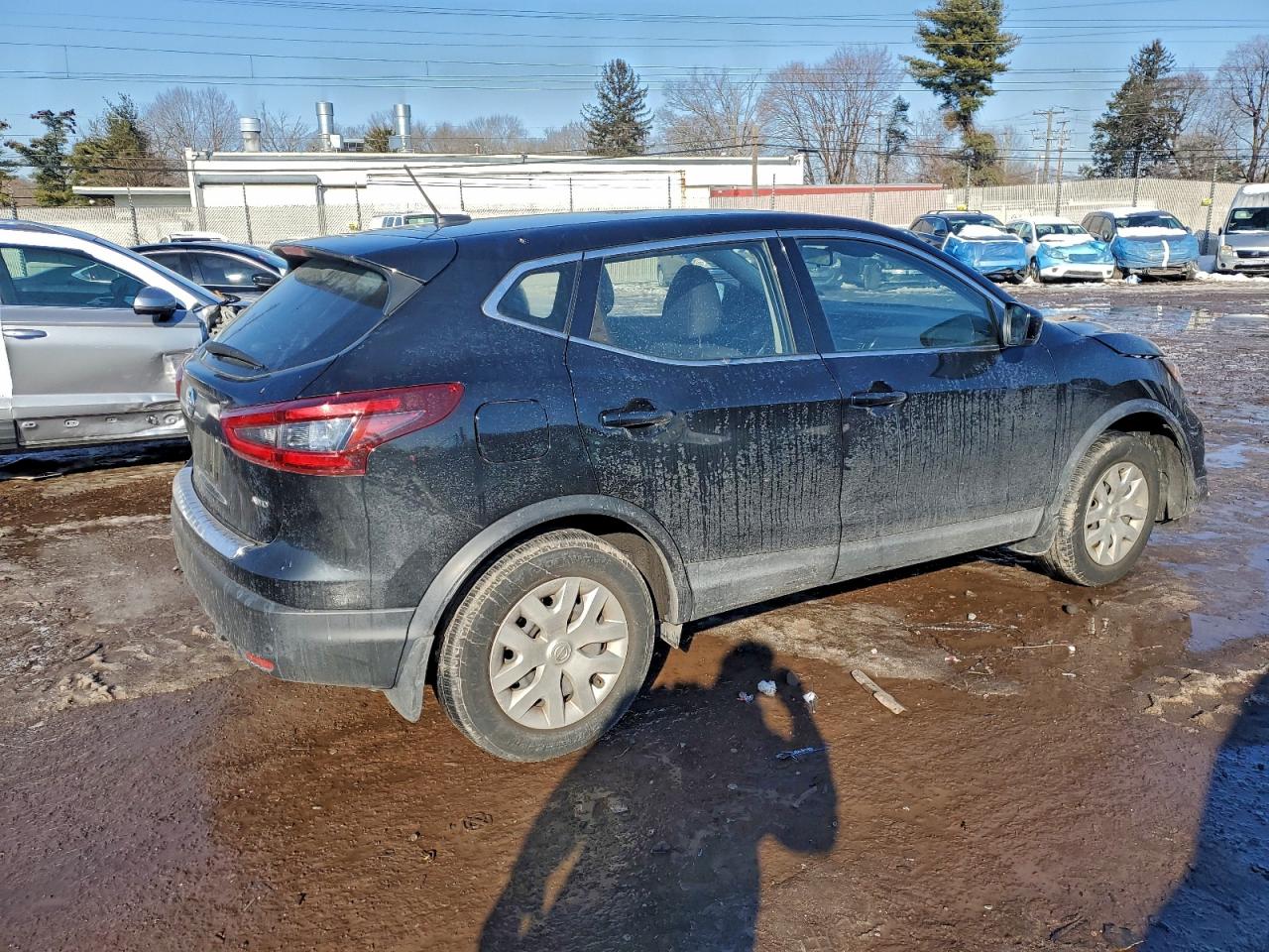 2020 NISSAN ROGUE SPORT S photo 3