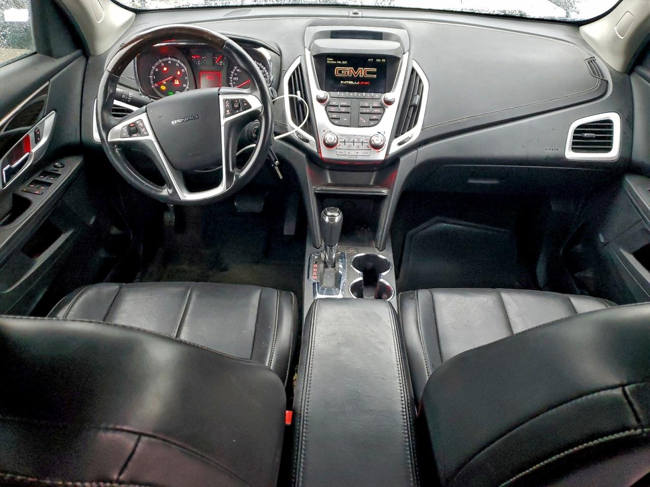 2017 GMC TERRAIN DENALI photo 8