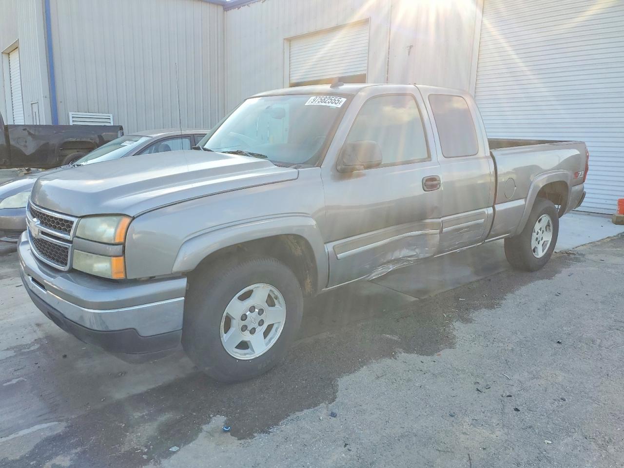2006 CHEVROLET SILVERADO