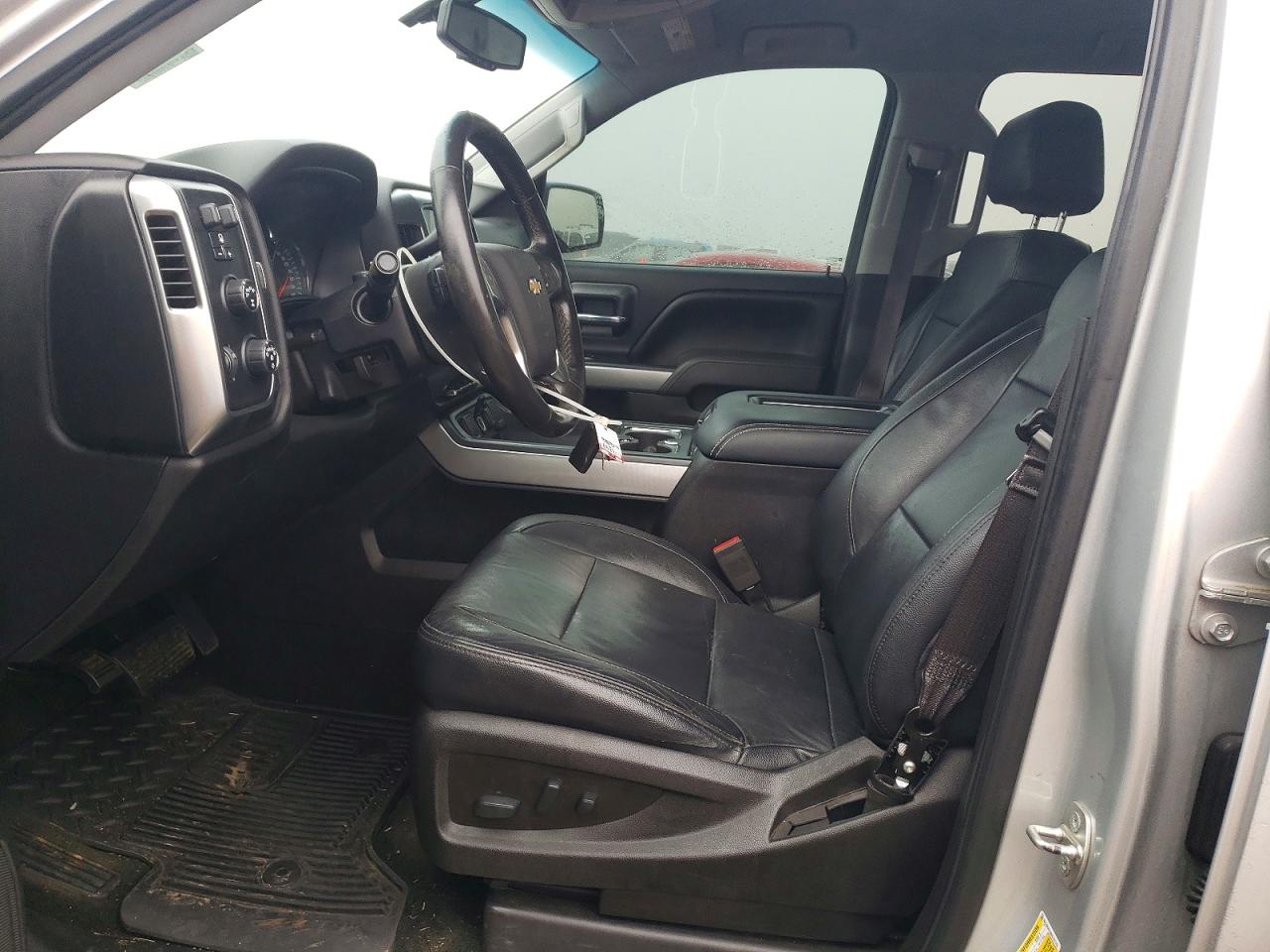 2017 CHEVROLET SILVERADO K1500 LT photo 7