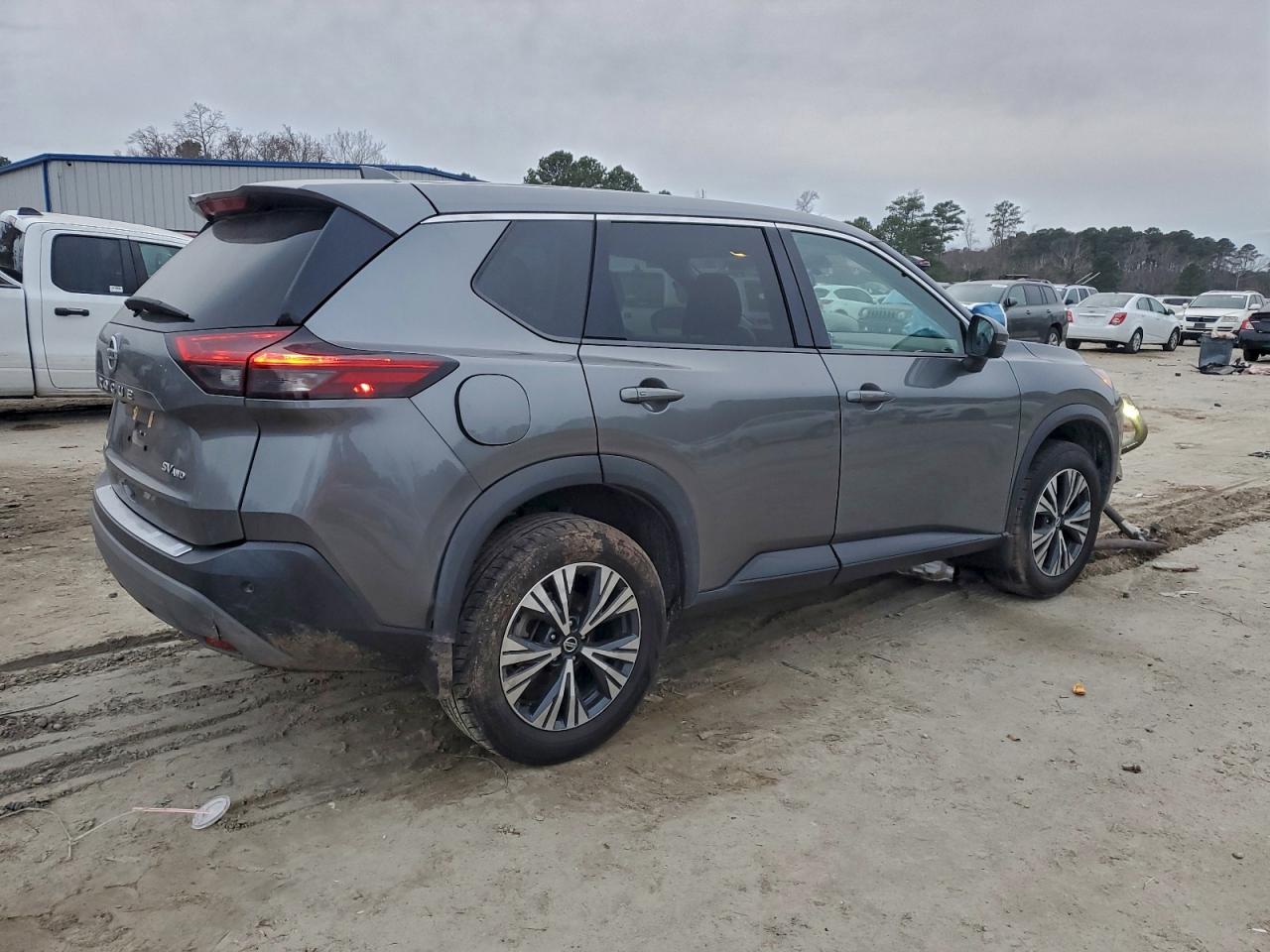 2021 NISSAN ROGUE SV photo 9