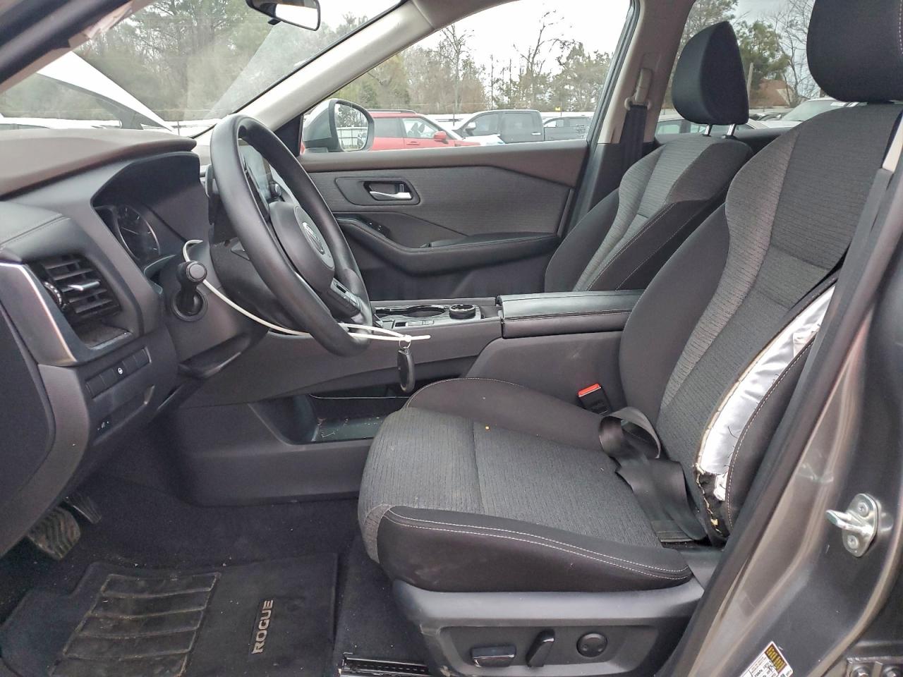 2021 NISSAN ROGUE SV photo 25