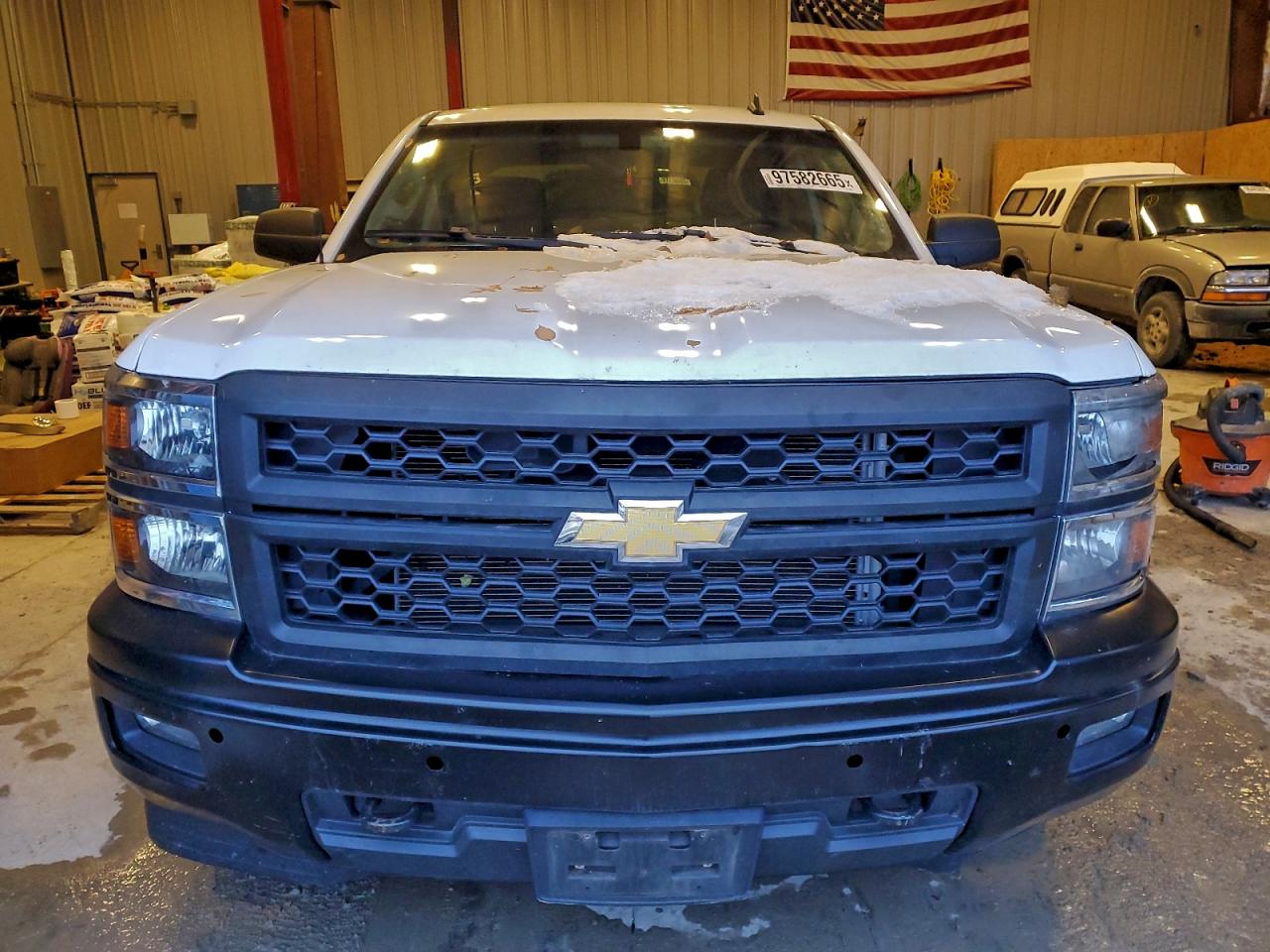 2014 CHEVROLET SILVERADO K1500 LT photo 5