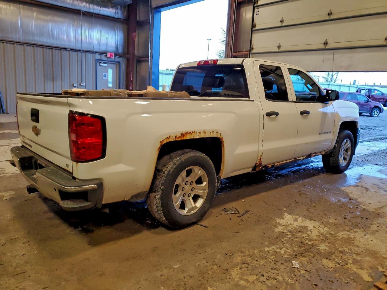 2014 CHEVROLET SILVERADO K1500 LT photo 3