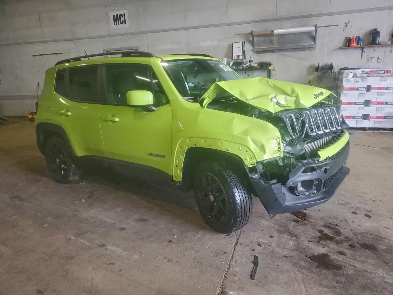 2017 JEEP RENEGADE LATITUDE photo 4