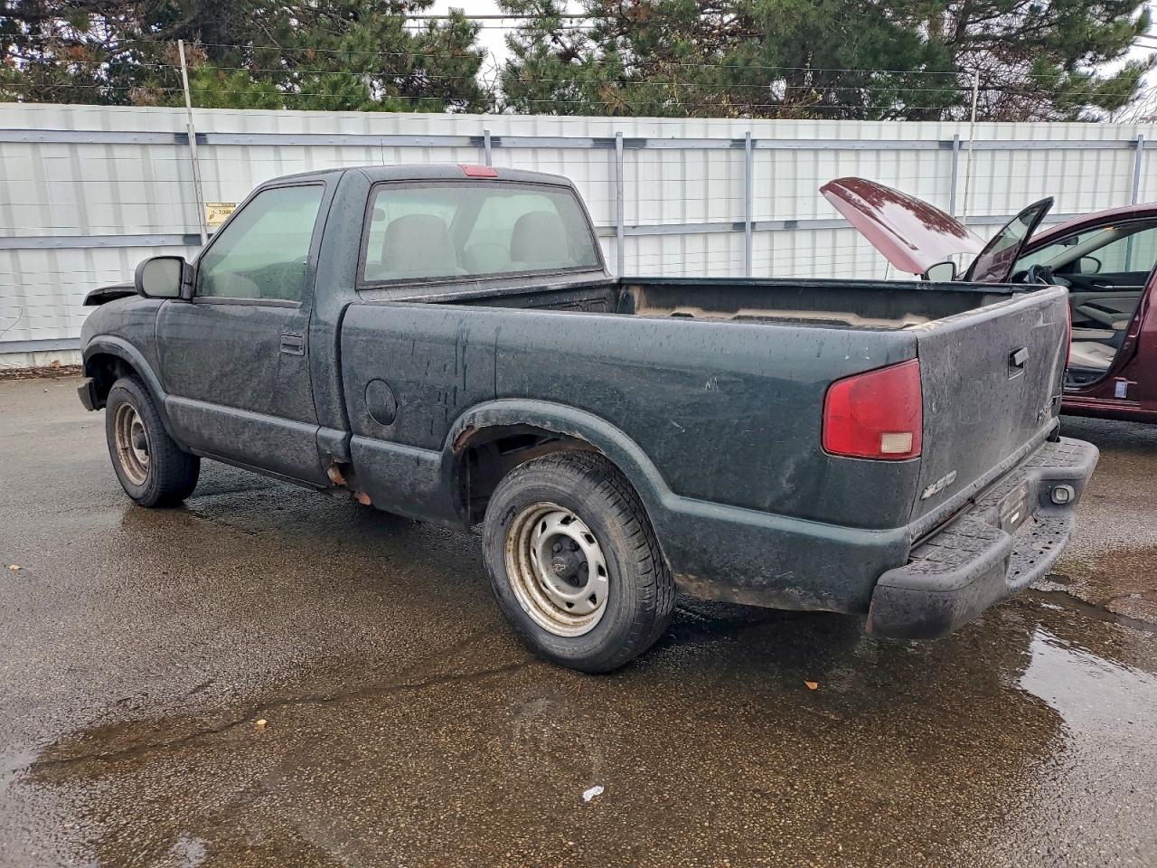 2003 CHEVROLET S TRUCK S10 photo 2