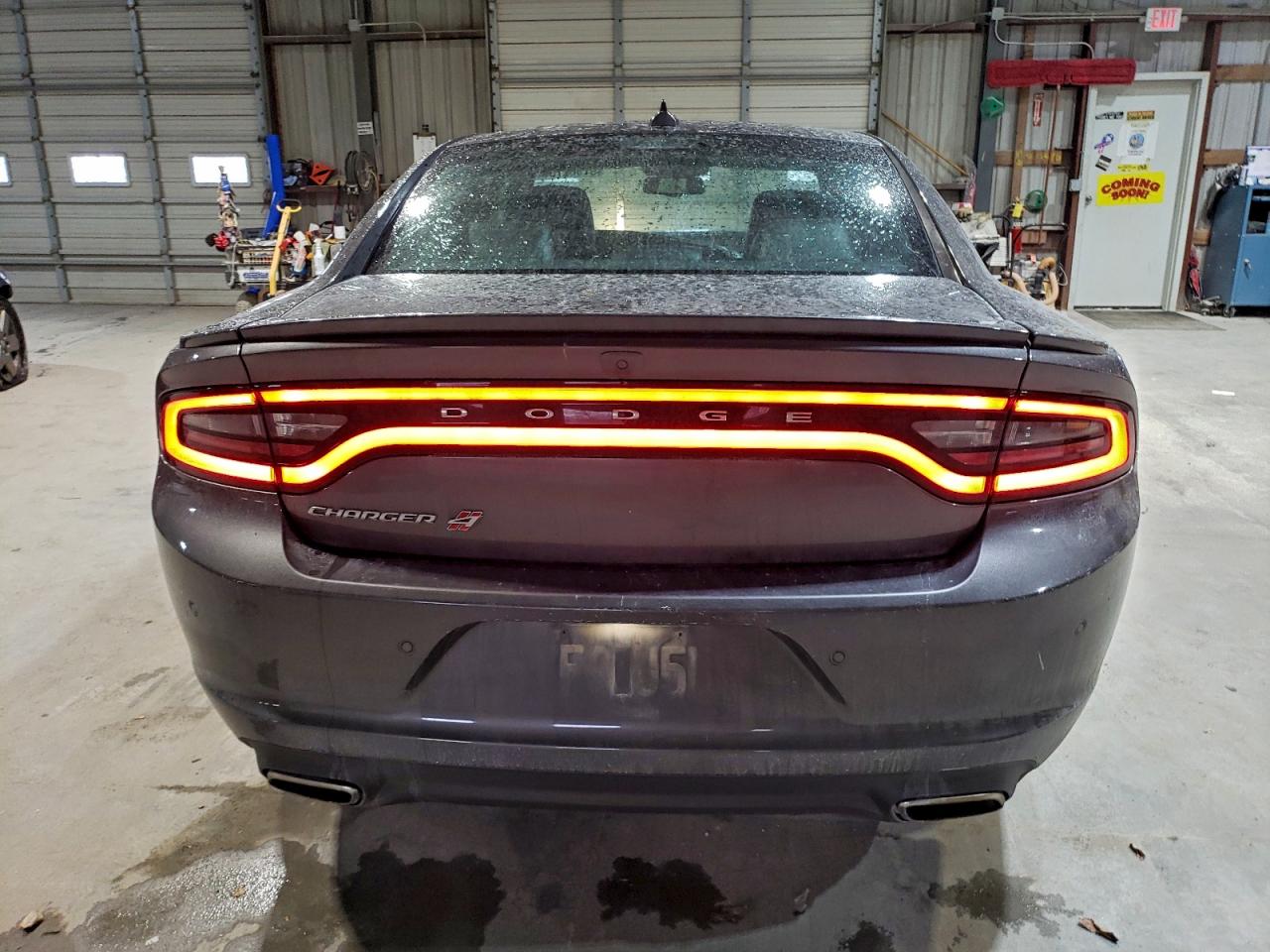 2020 DODGE CHARGER SXT photo 6