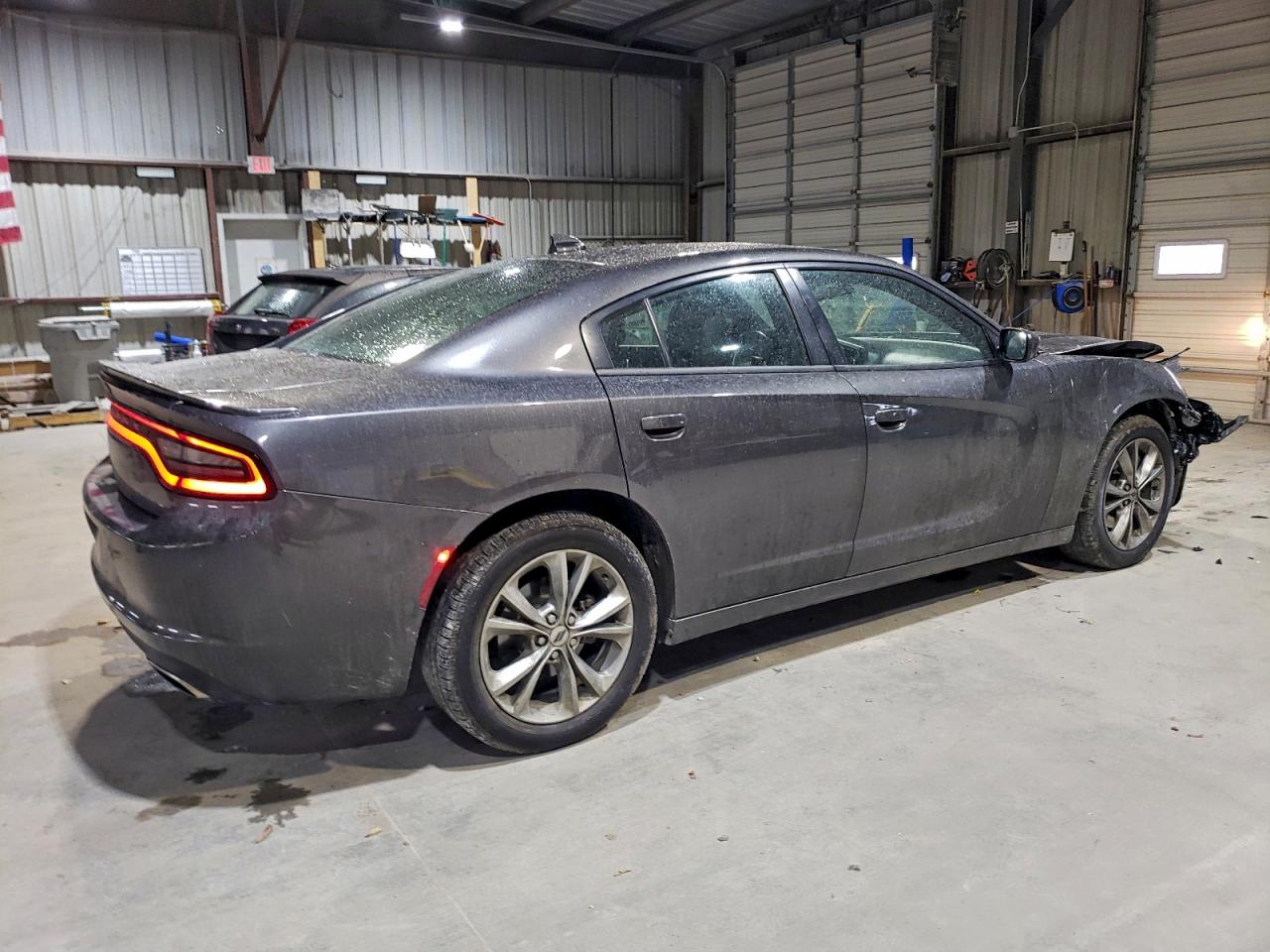 2020 DODGE CHARGER SXT photo 3