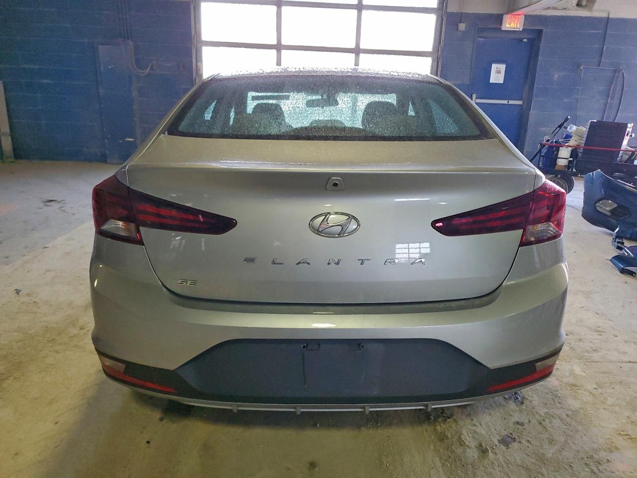 2020 HYUNDAI ELANTRA SE photo 6