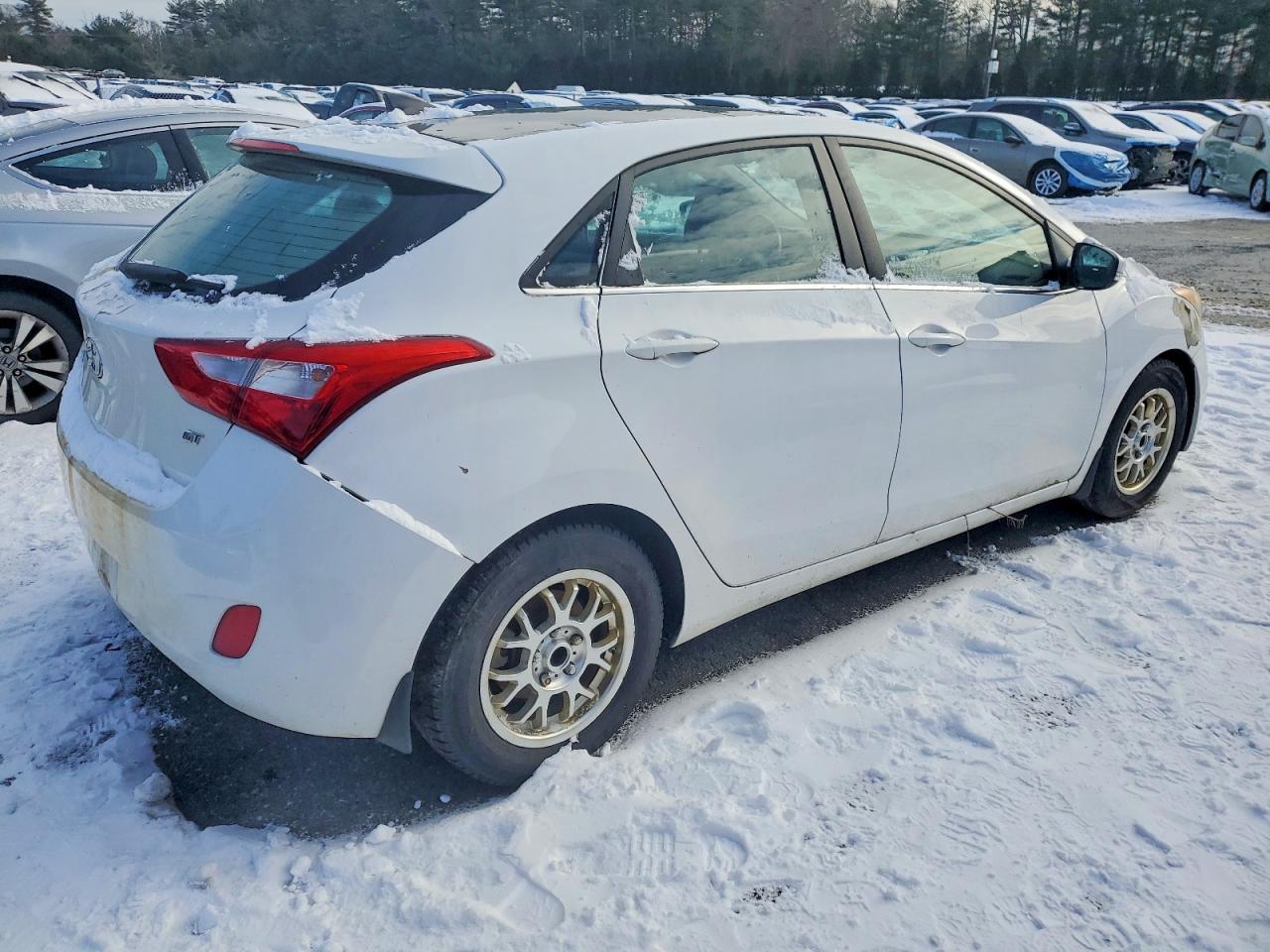 2013 HYUNDAI ELANTRA GT photo 3