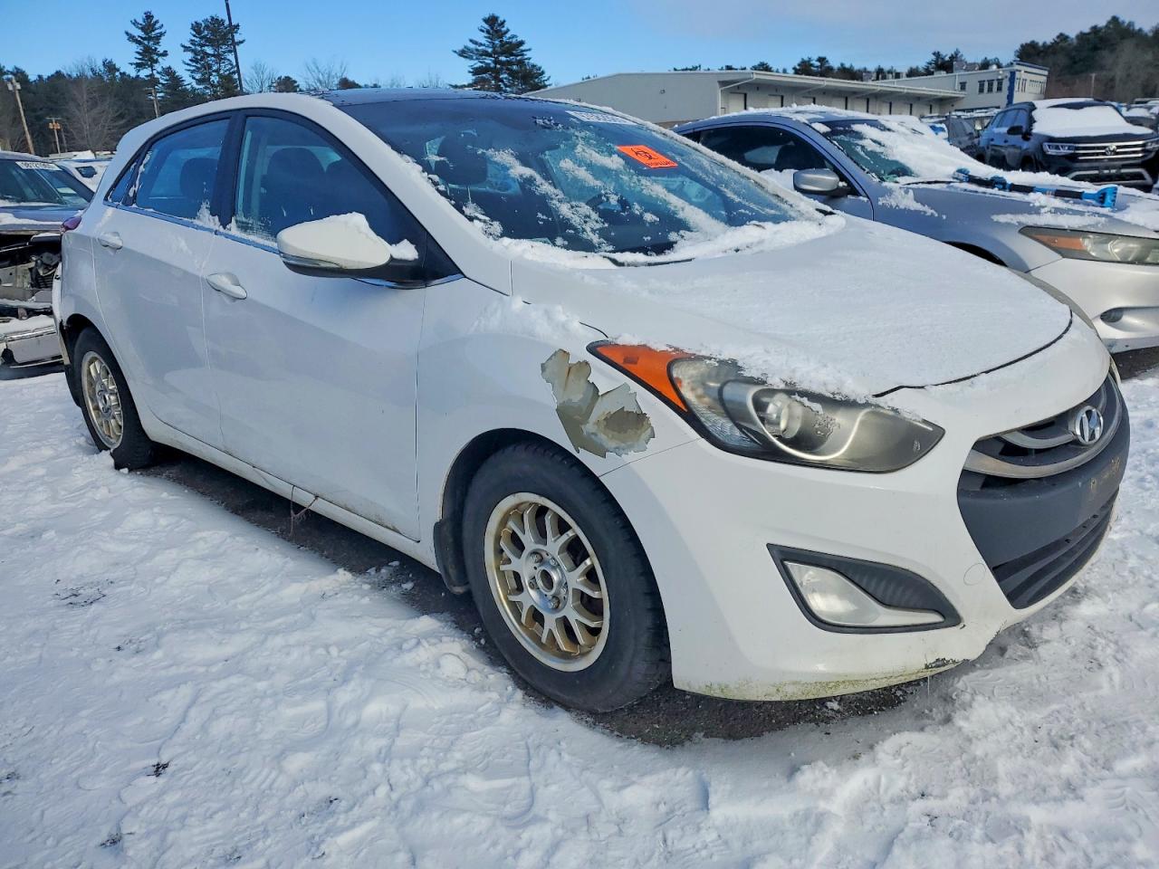 2013 HYUNDAI ELANTRA GT photo 4