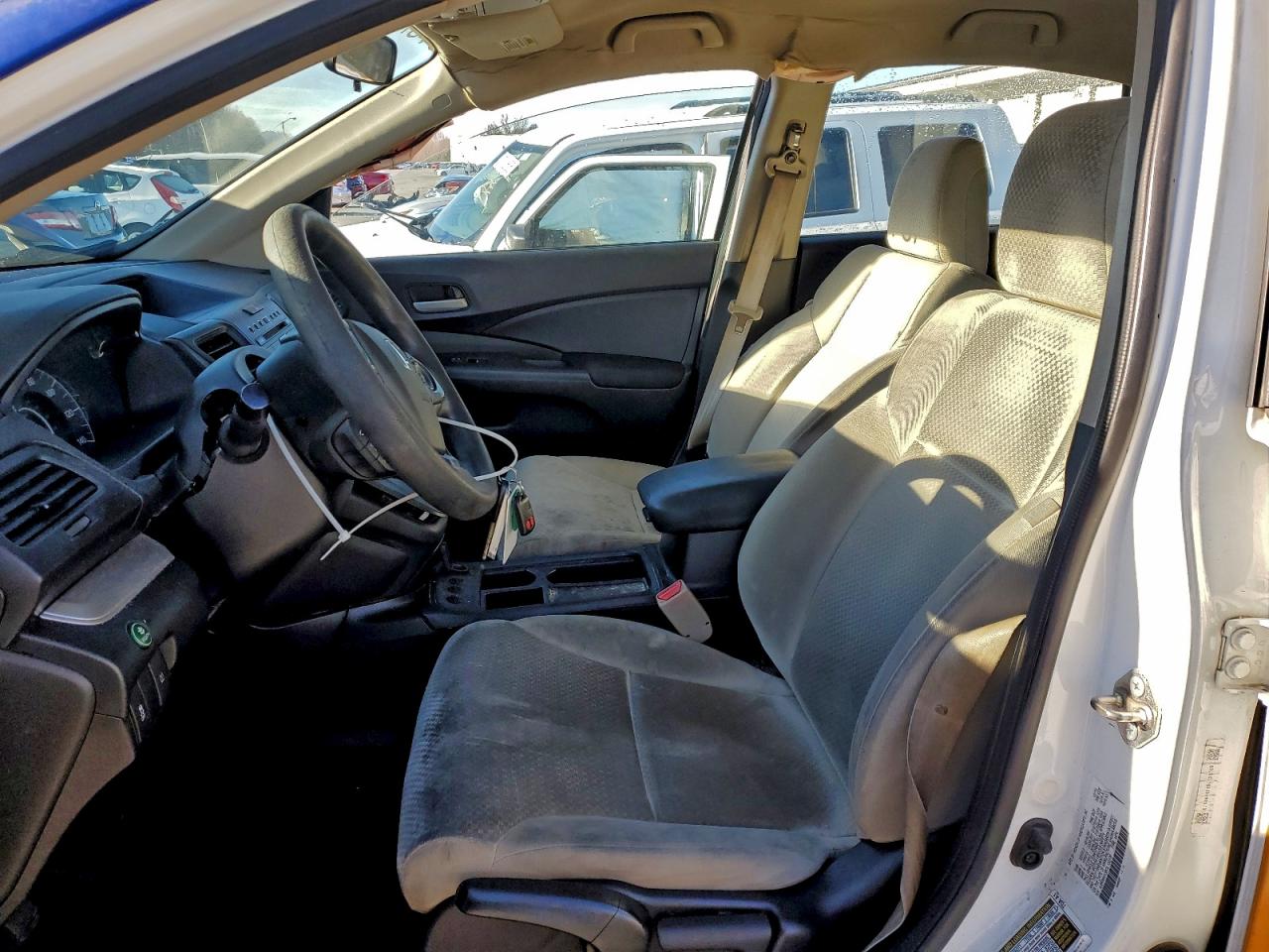2016 HONDA CR-V LX photo 7