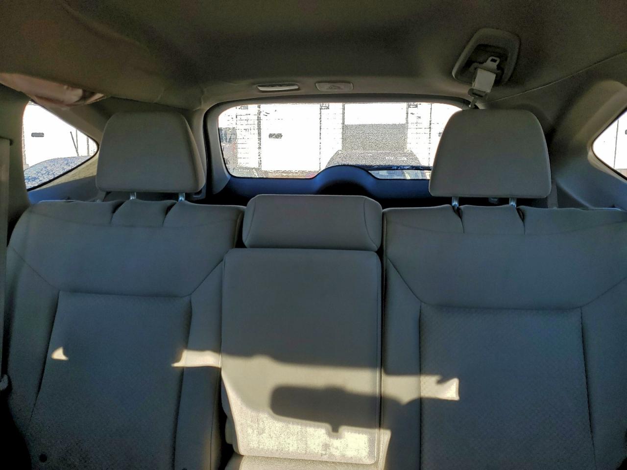 2016 HONDA CR-V LX photo 10