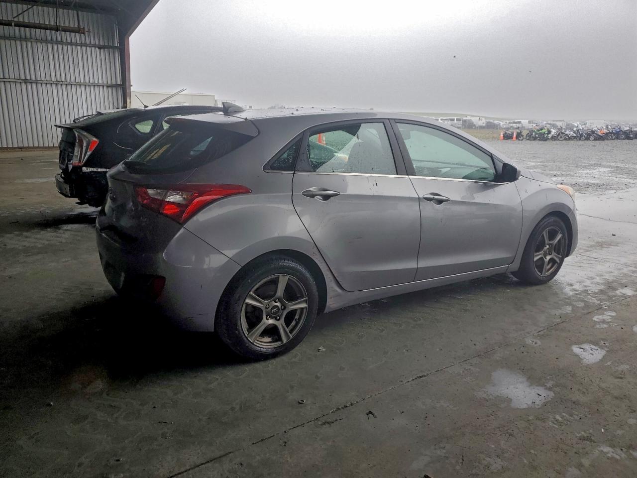 2013 HYUNDAI ELANTRA GT photo 3
