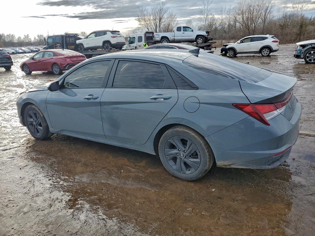2021 HYUNDAI ELANTRA SEL photo 2