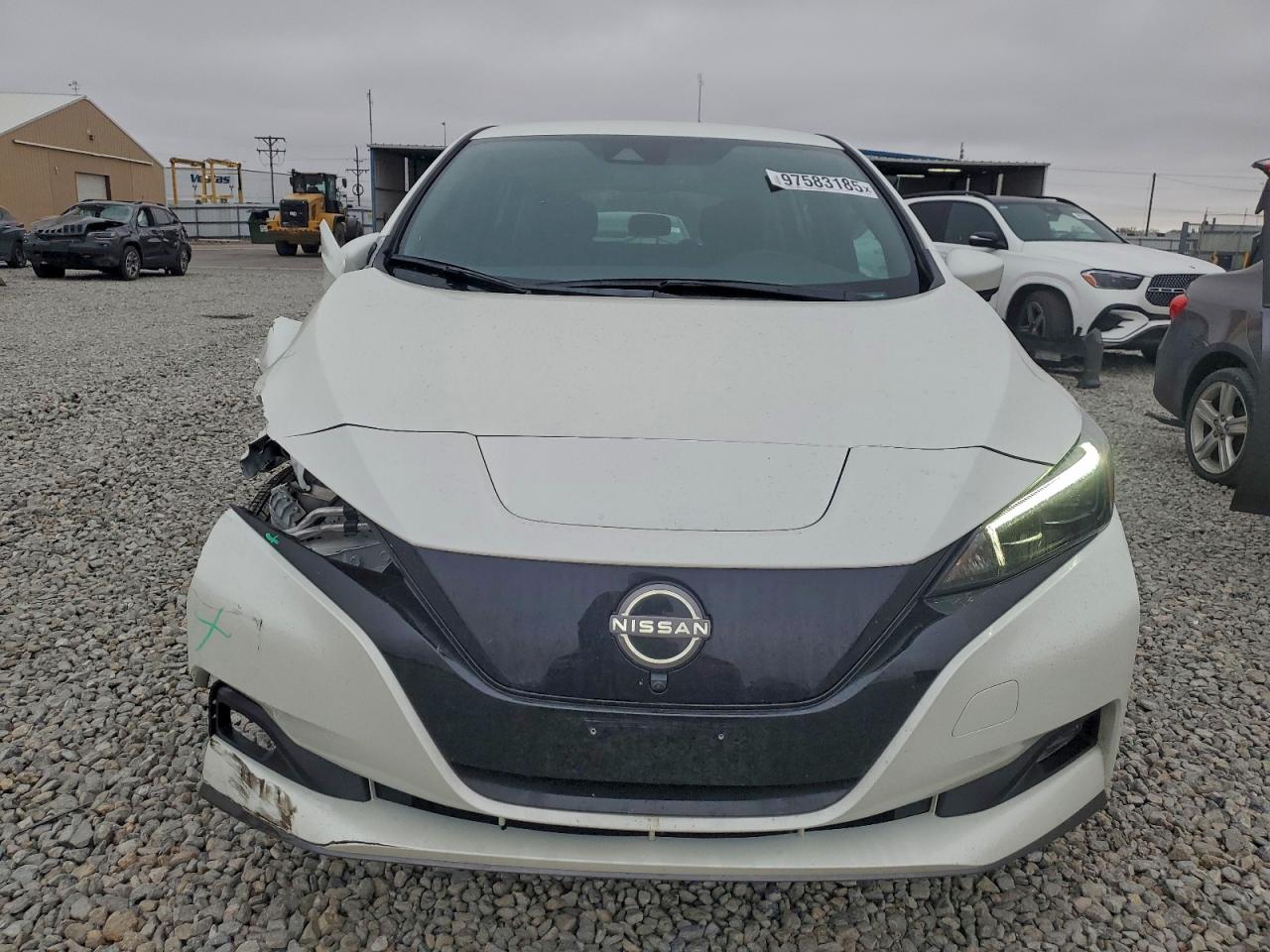 2025 NISSAN LEAF SV PLUS photo 9