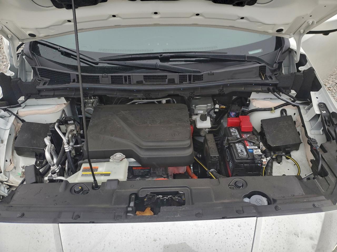 2025 NISSAN LEAF SV PLUS photo 21