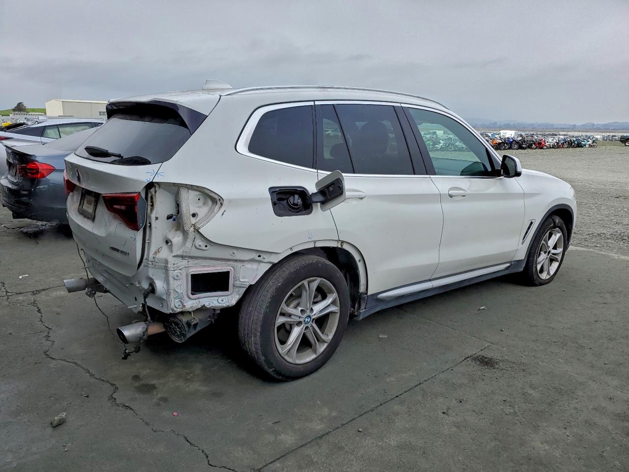 2018 BMW X3 XDRIVE30I photo 3