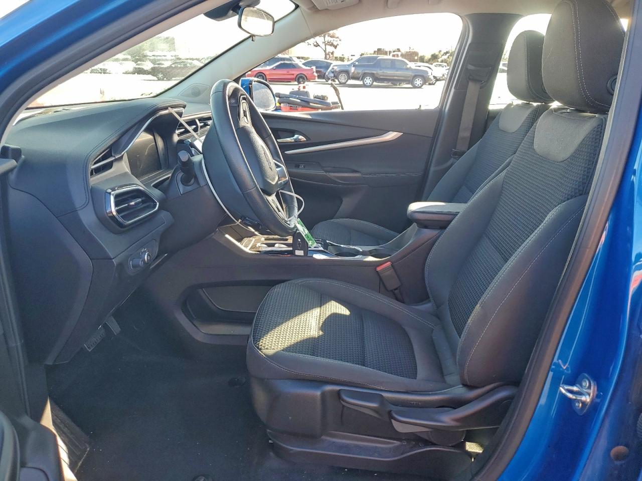 2023 CHEVROLET BOLT EUV LT photo 7