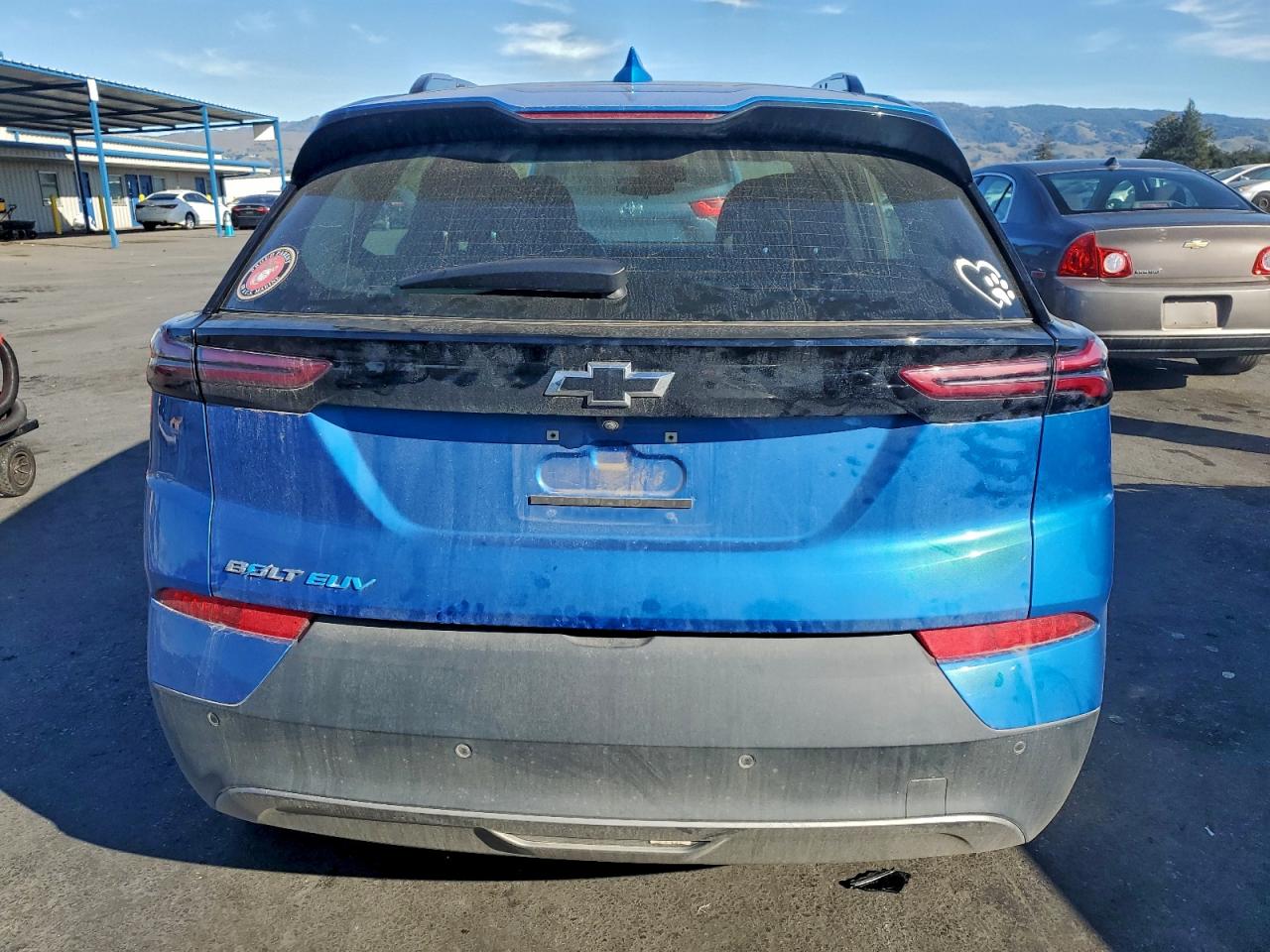 2023 CHEVROLET BOLT EUV LT photo 6
