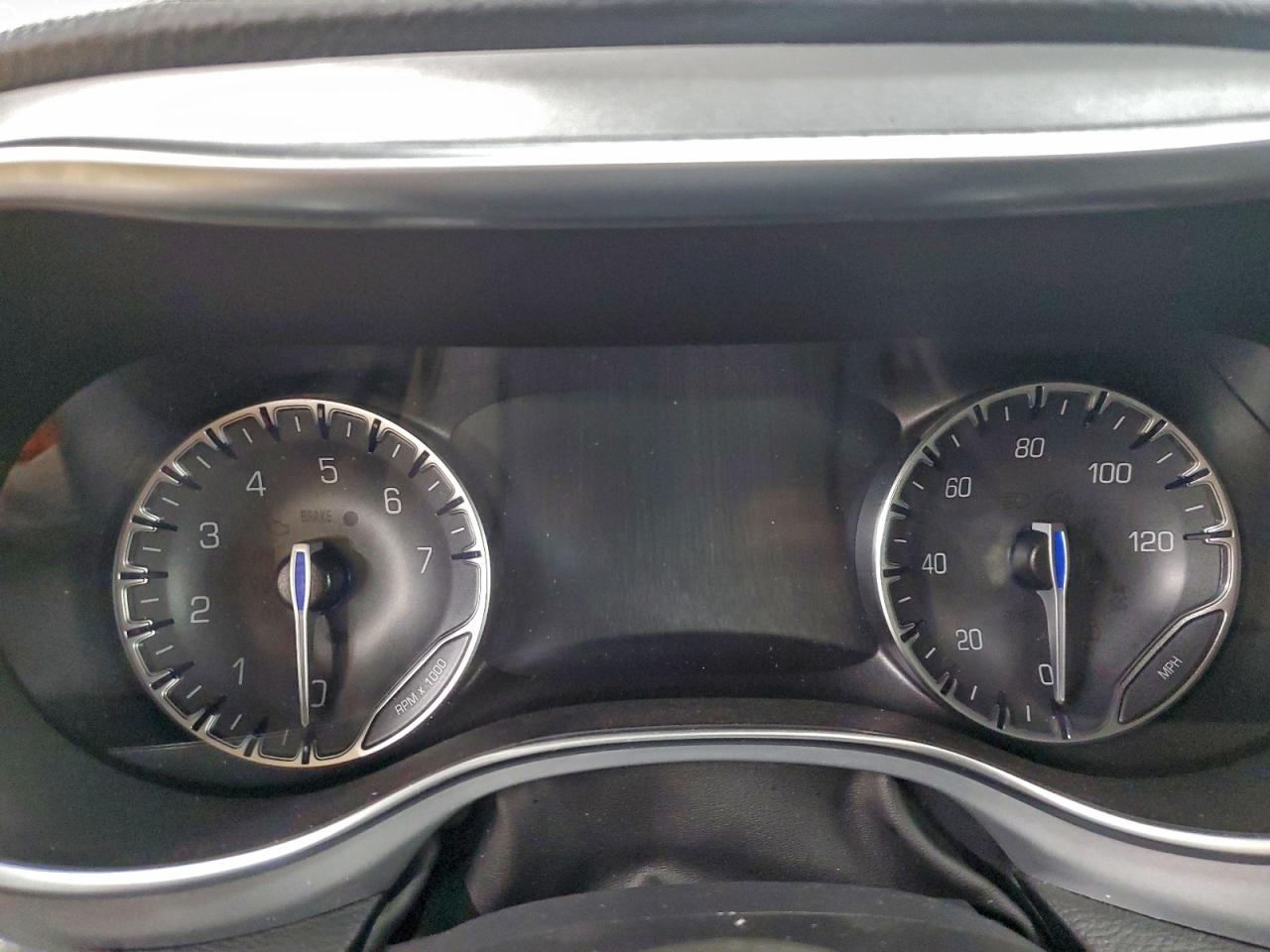 2025 CHRYSLER PACIFICA LIMITED photo 9