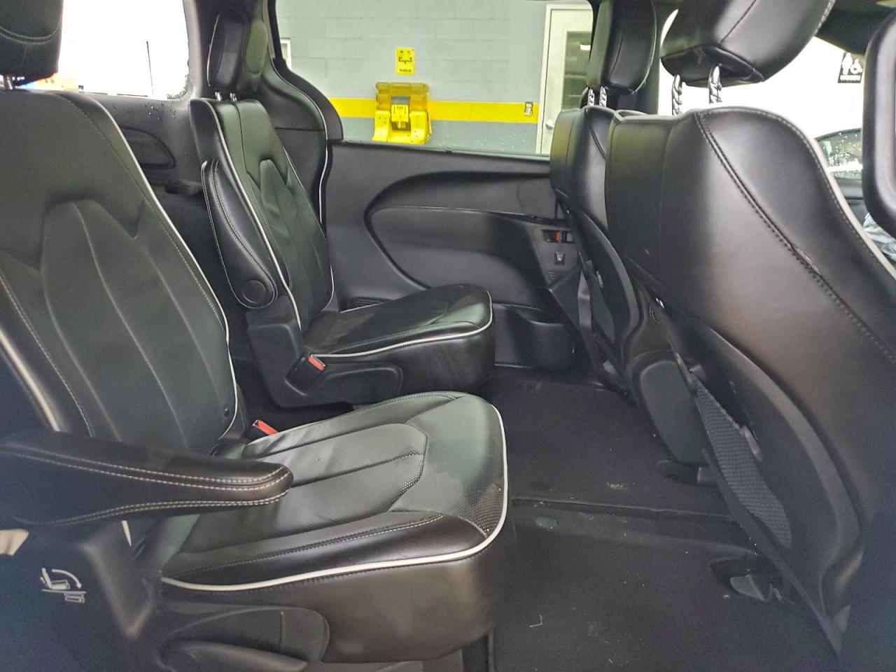 2025 CHRYSLER PACIFICA LIMITED photo 11