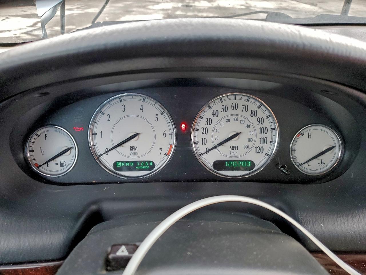 2004 CHRYSLER 300M photo 25