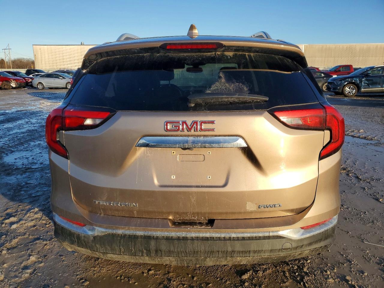 2018 GMC TERRAIN SLT photo 6