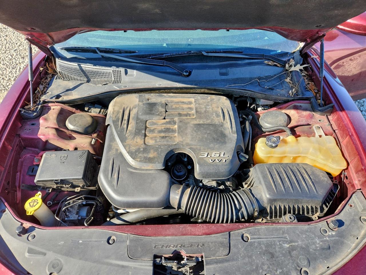 2020 DODGE CHARGER SXT photo 11