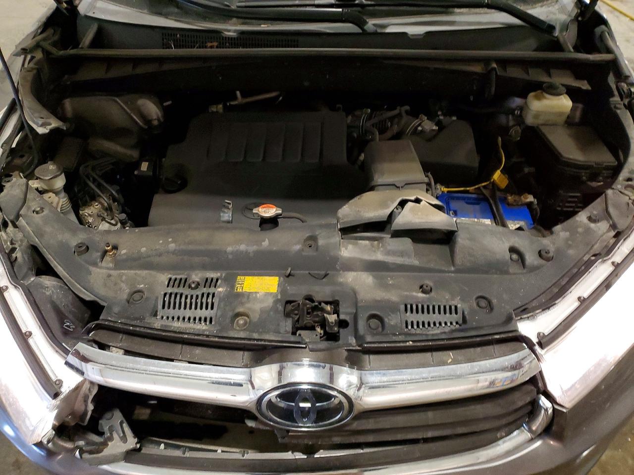 2016 TOYOTA HIGHLANDER LIMITED photo 12