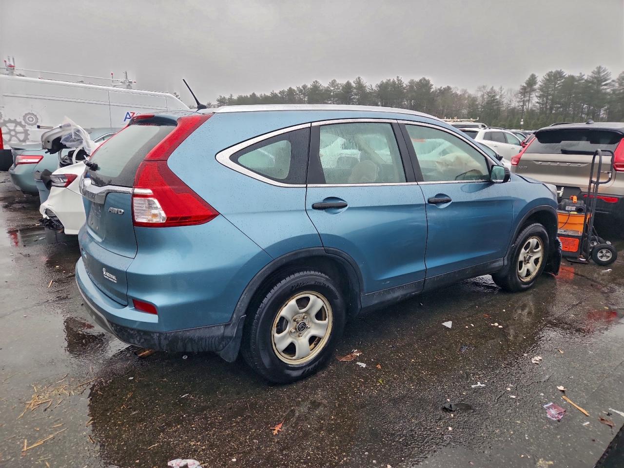 2015 HONDA CR-V LX photo 3