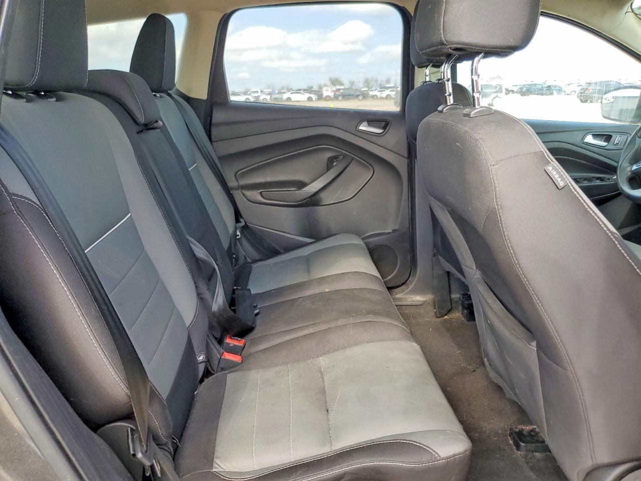 2015 FORD ESCAPE SE photo 10