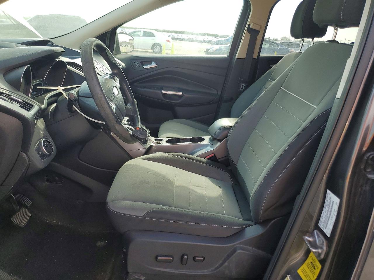 2015 FORD ESCAPE SE photo 7