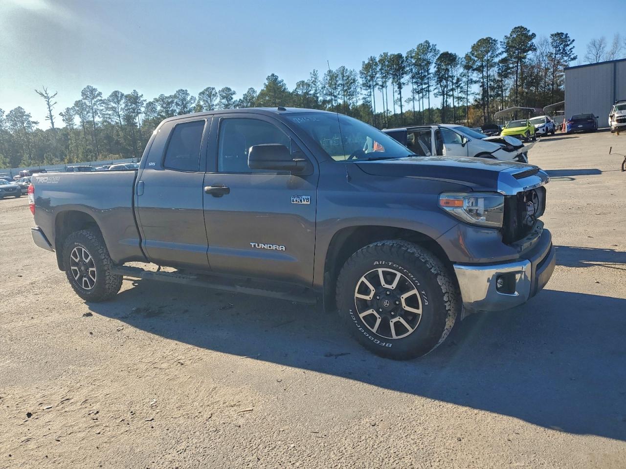 2018 TOYOTA TUNDRA DOUBLE CAB SR photo 4