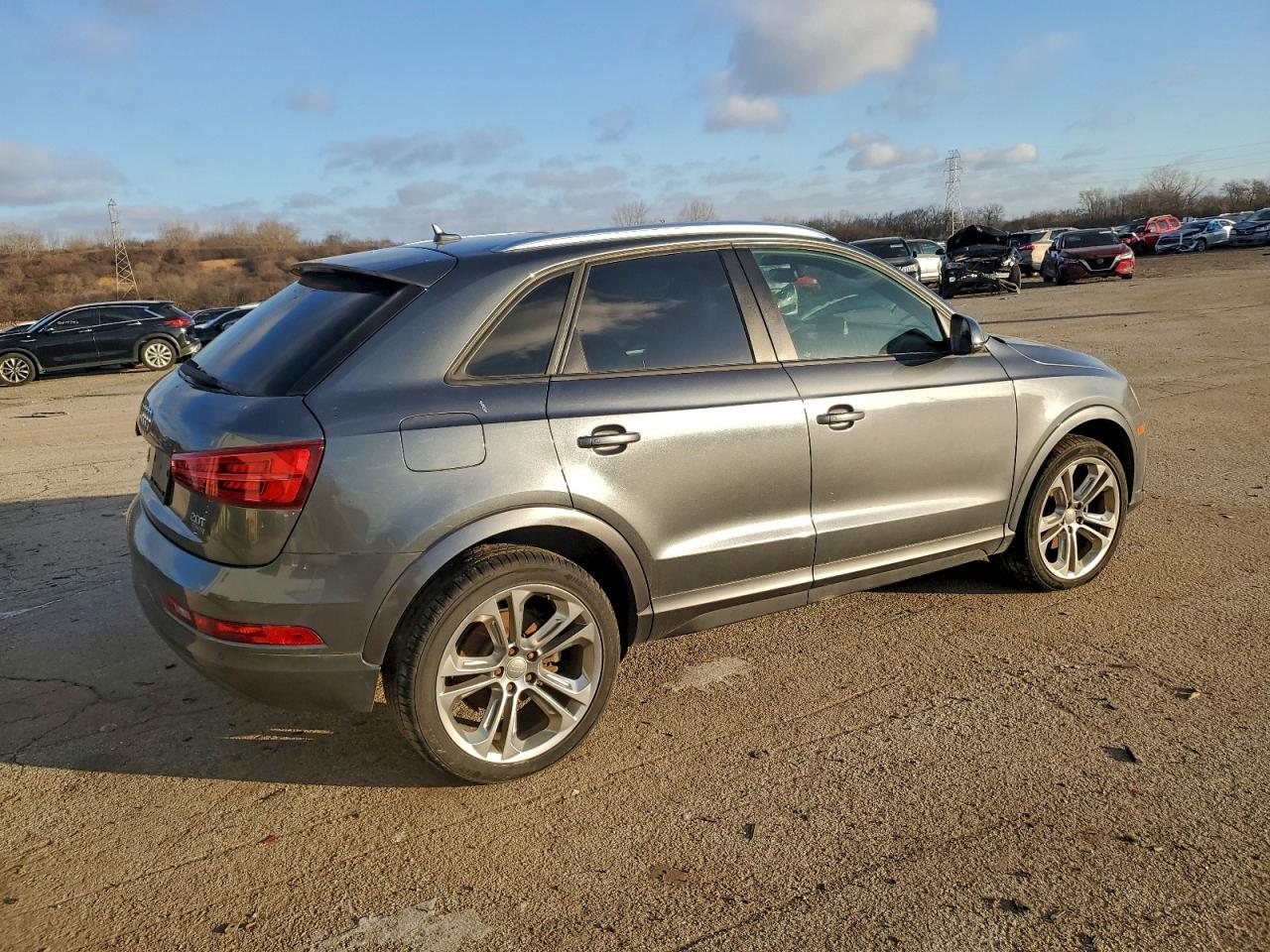 2018 AUDI Q3 PREMIUM photo 3