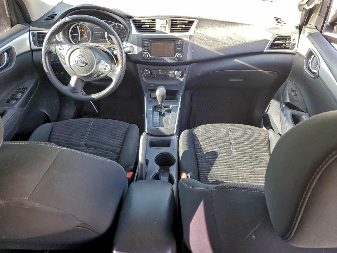 2018 NISSAN SENTRA S photo 8